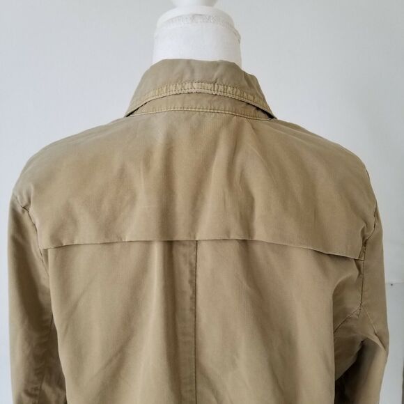 Eddie Bauer Long Sleeve Button-Down Shirt color Khaki - Size PL - Picture 4 of 5